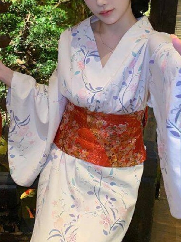 Traditional Japanese Kimono St - Photography Year recension och pris
